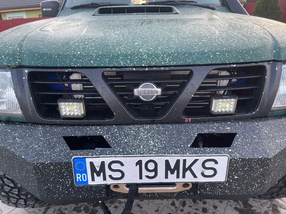 Nissan Patrol y61 n1