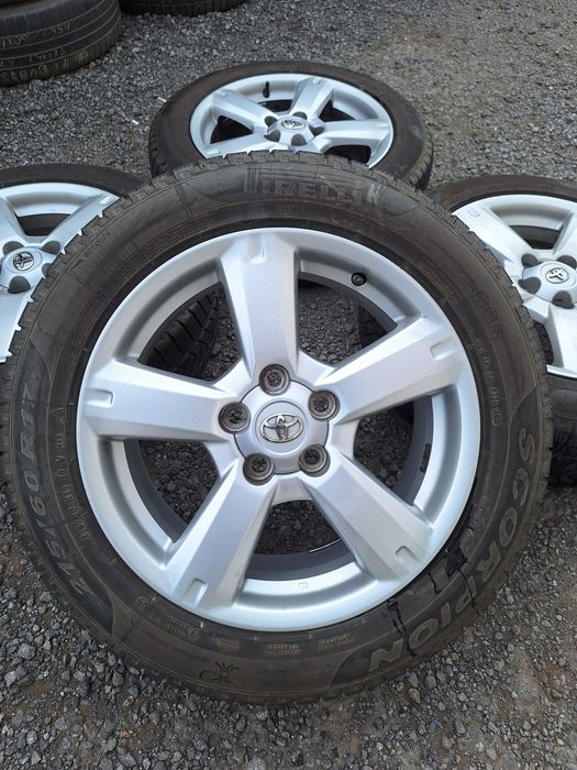 Jante Toyota CHR 7.0x17 et 45 5x114,3