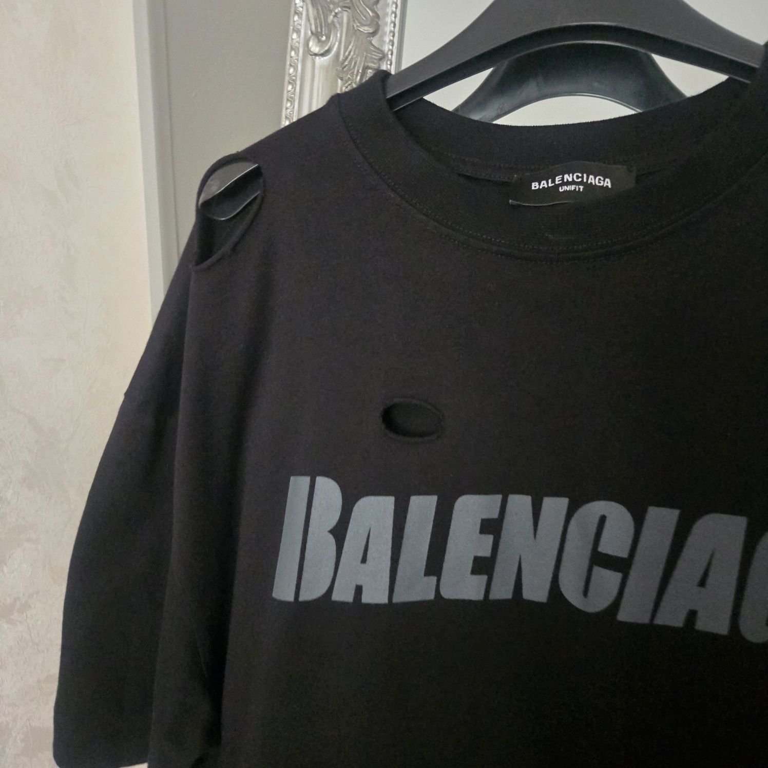 Balenciaga XL нова