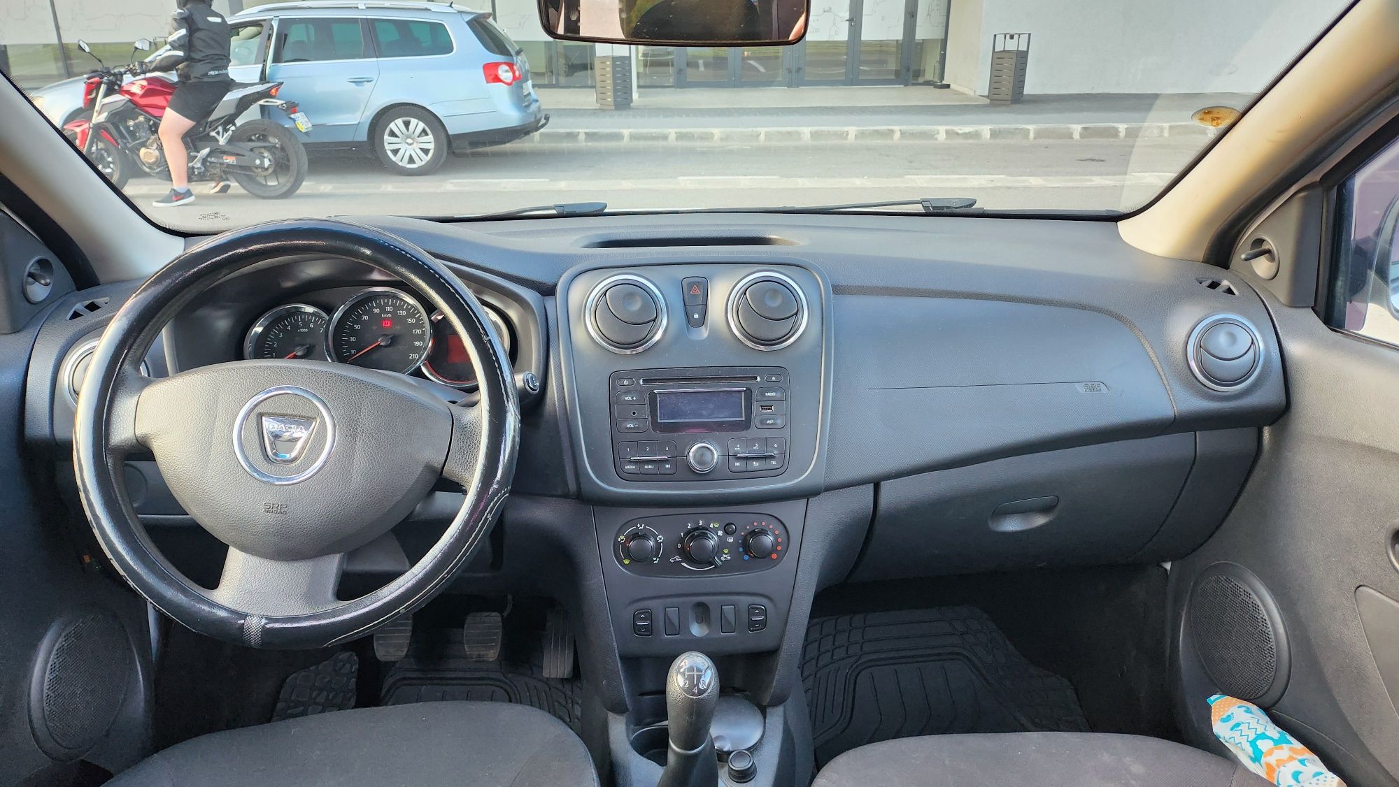 Dacia Logan 1.2 benzină