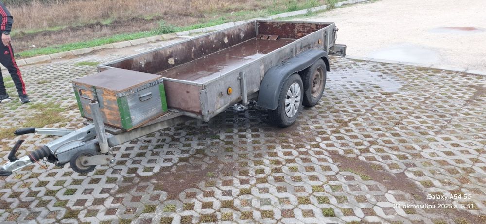 Бус-товаропътнически