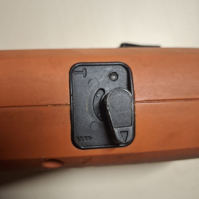 bormașina T. I. P.  SB 1100-2.cu fir.