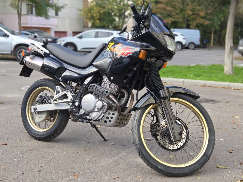 Honda Dominator NX 650