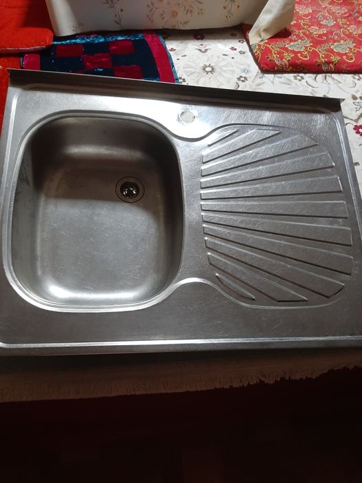 Кухонная мойка из нержавейки
