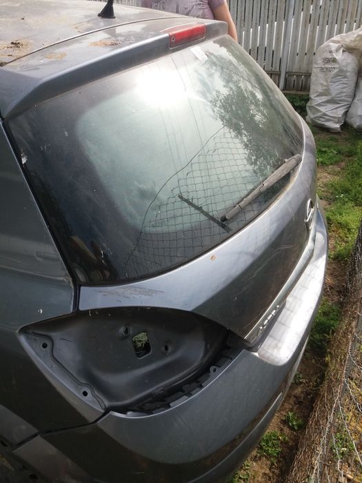 Usa,broasca,bandou,macara,geam,haion Opel Astra H