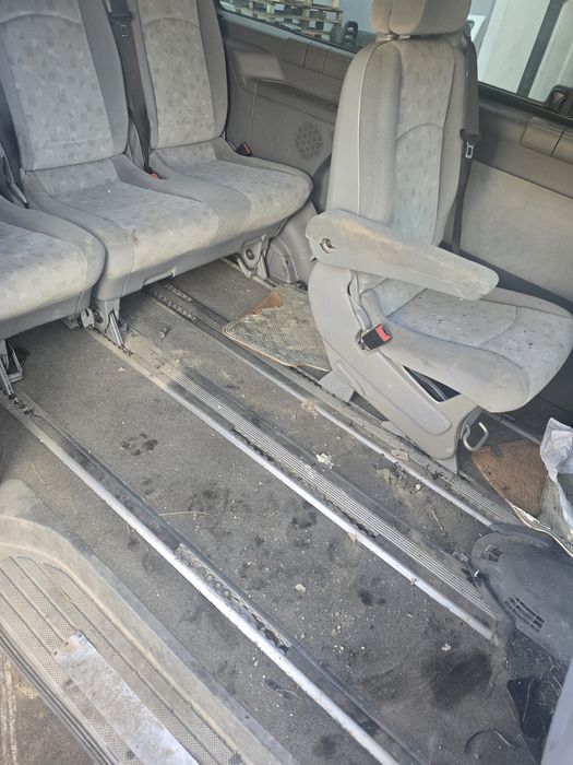 Dezmembrez viano vito interior 6+1 motor 2.2 3.0 NU DESCOMPLETEZ INTER