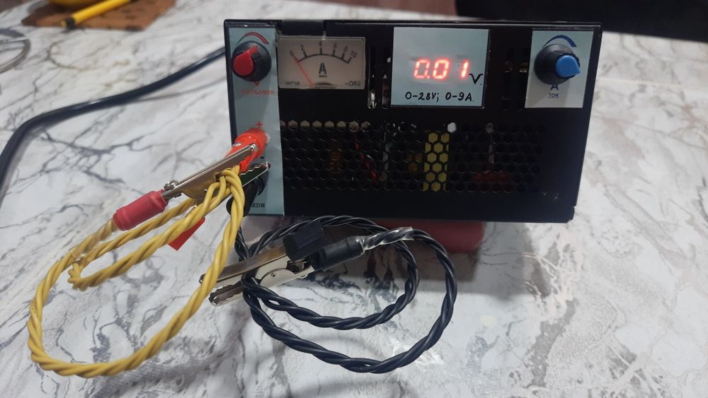 "Лабораторный блок питания" 28в 9А. "Laboratoriya ta'minot bloki".