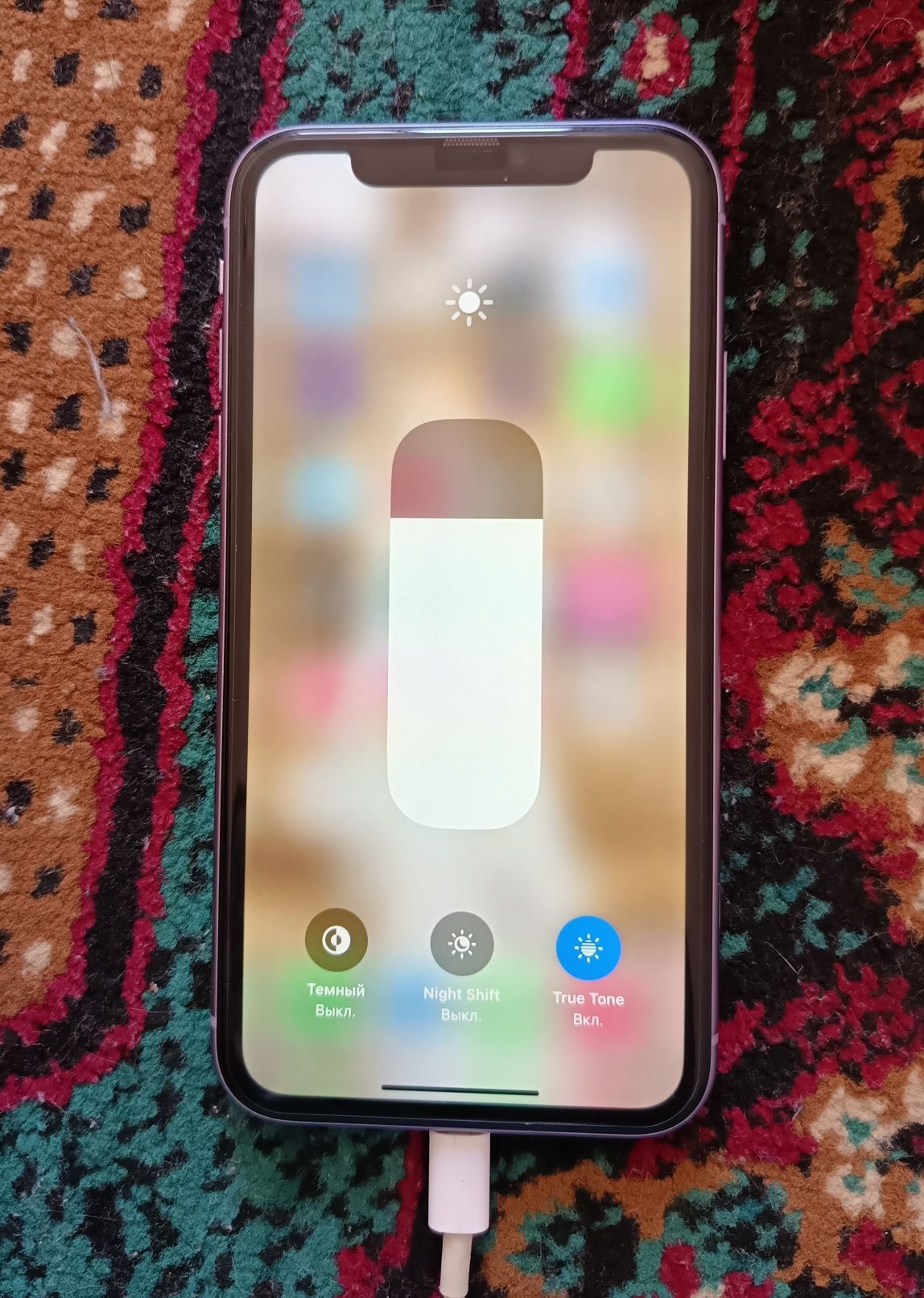 Iphone 11 ideal holatda