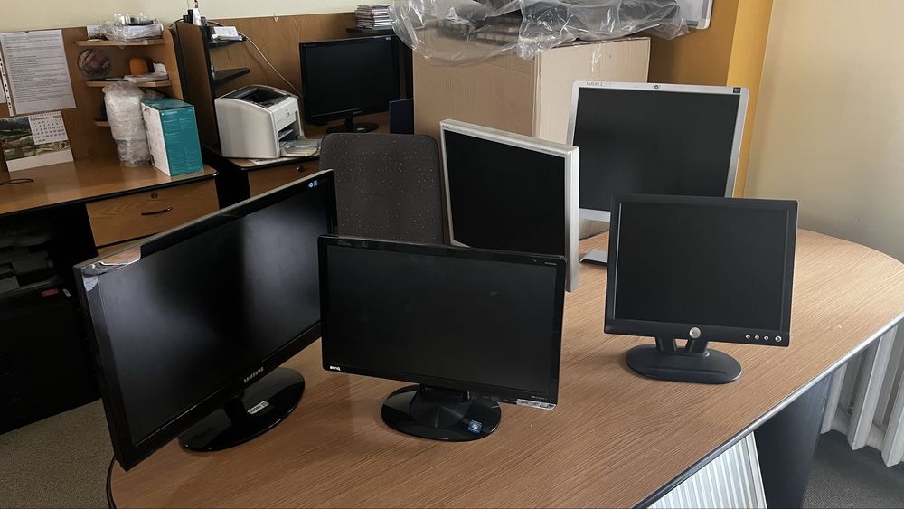 Monitoare calculator