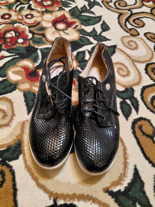 Обувь сотилади  россиядан