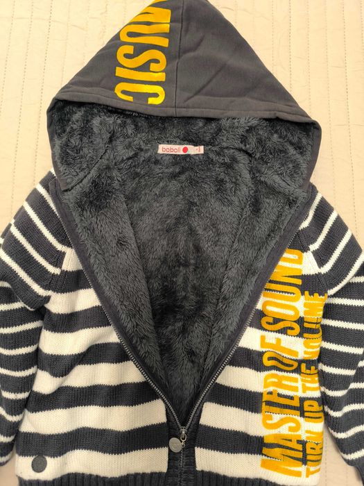 Детска жилетка размер 110 см.