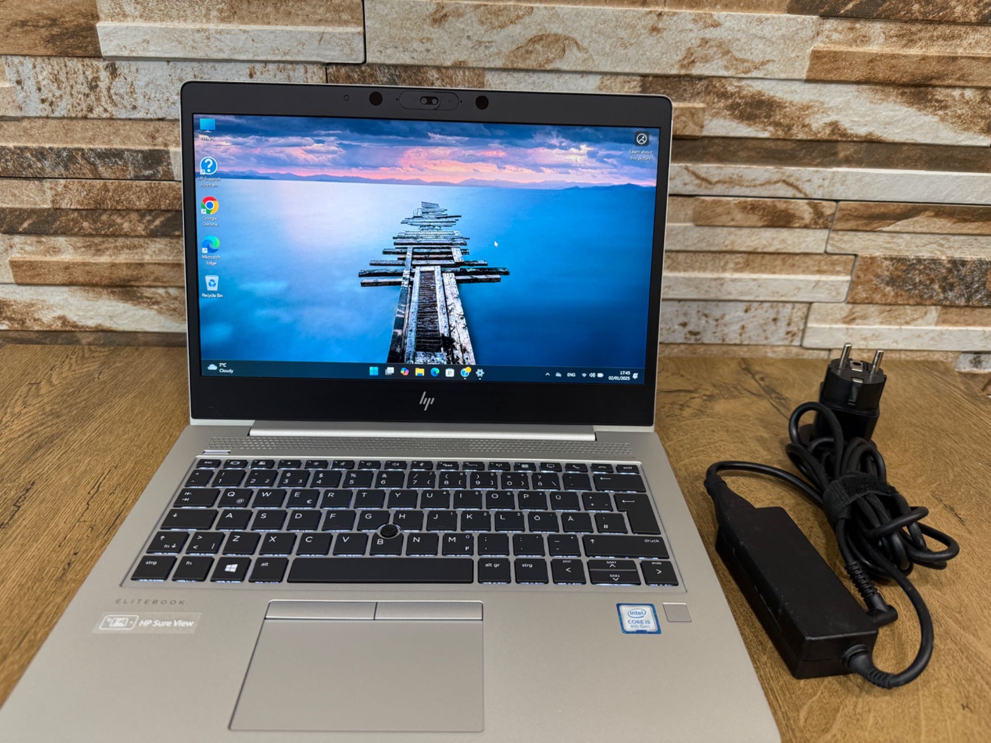 HP EliteBook 830 G5 Core i5 16GB Ram 512 Nvme 120Hz 400nit sureview 4G