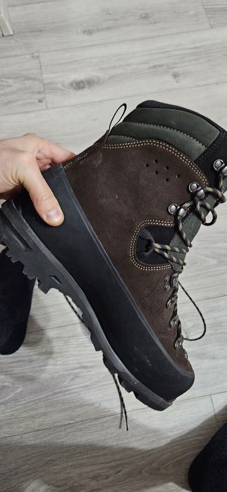 Bocanci LOWA Silberhorn GTX