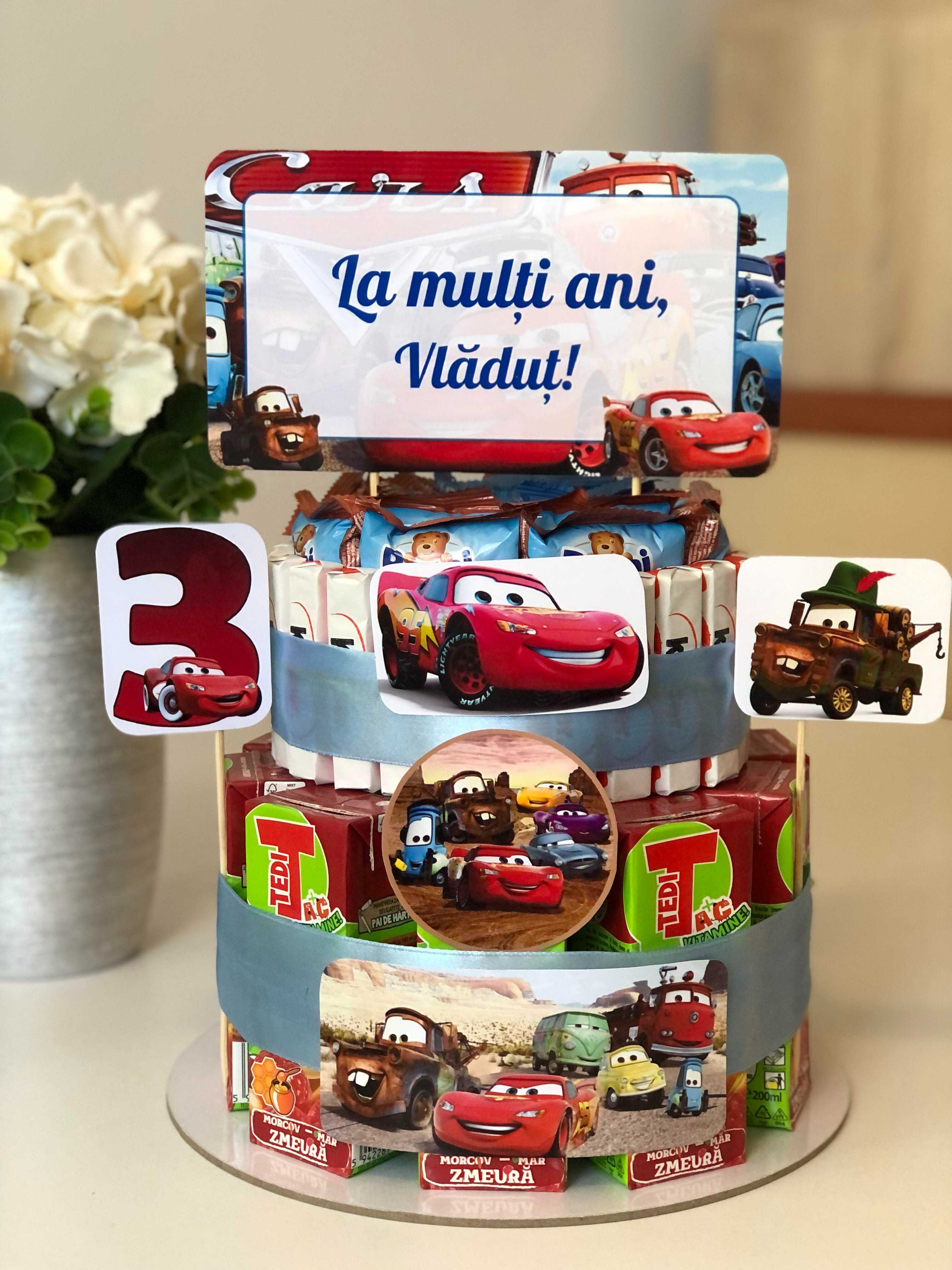 Tort din dulciuri ambalate, Tedi, Barni, Kinder, Elsa, Spiderman