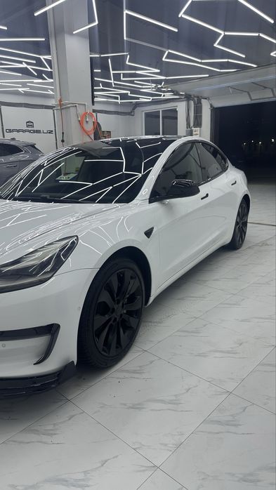 Срочно Продаю Tesla model 3 Dual