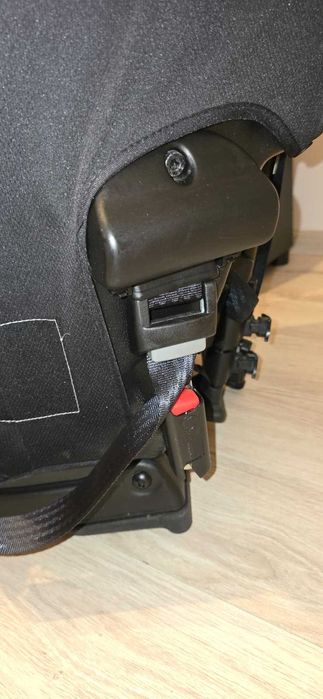 Scaun auto rear-facing Axkid Duofix – stare foarte bună