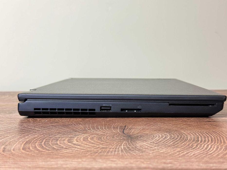 Лаптоп LENOVO THINKPAD P52s, i5-8350u, 8GB, 256GB SSD, 15.6" FullHD