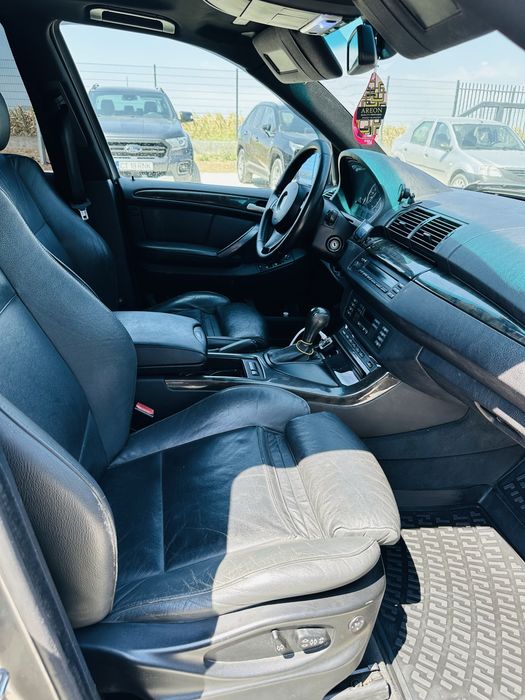 Vand BMW x5 sau schimb