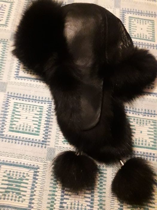 Продам новую женскую кожаную дублёнку, женскую кожаную ушанку