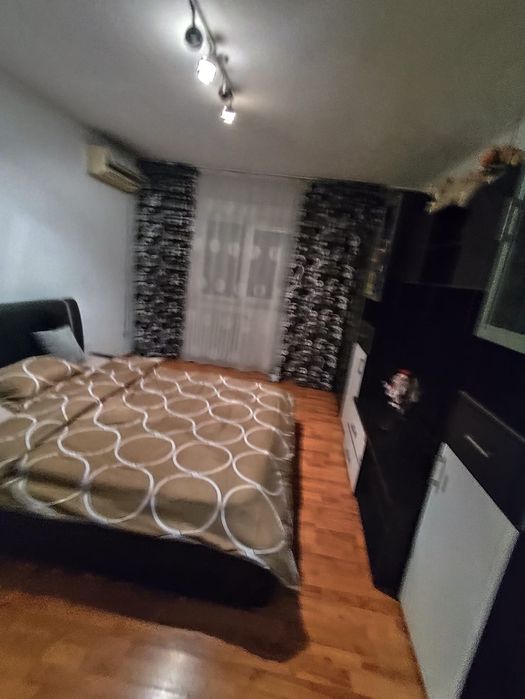 Apartament 2 camere decomandat (zona Billa)