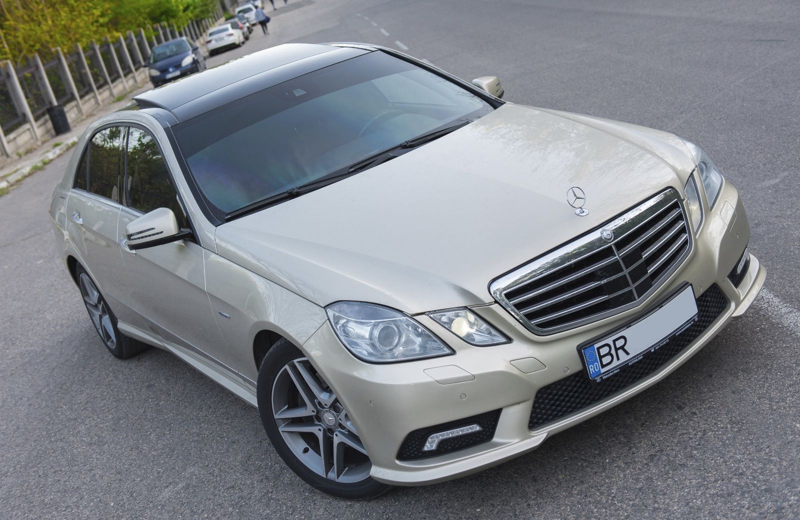 Mercedes E350   An 2010 EURO 5 Accept variante auto/imobiliare