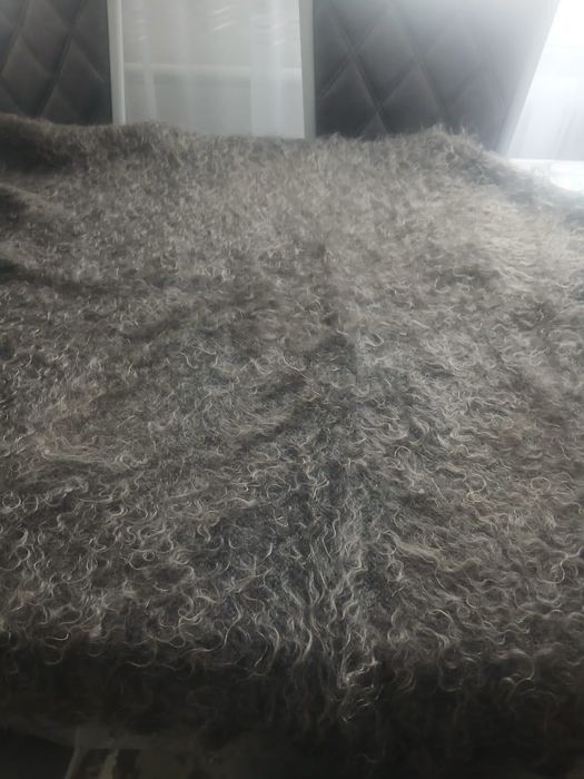 Шаль пуховая в хорошем состоянии!