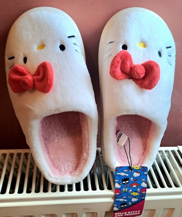 Papuci hello kitty cu fundița papuci de casa noi hello Kitty
