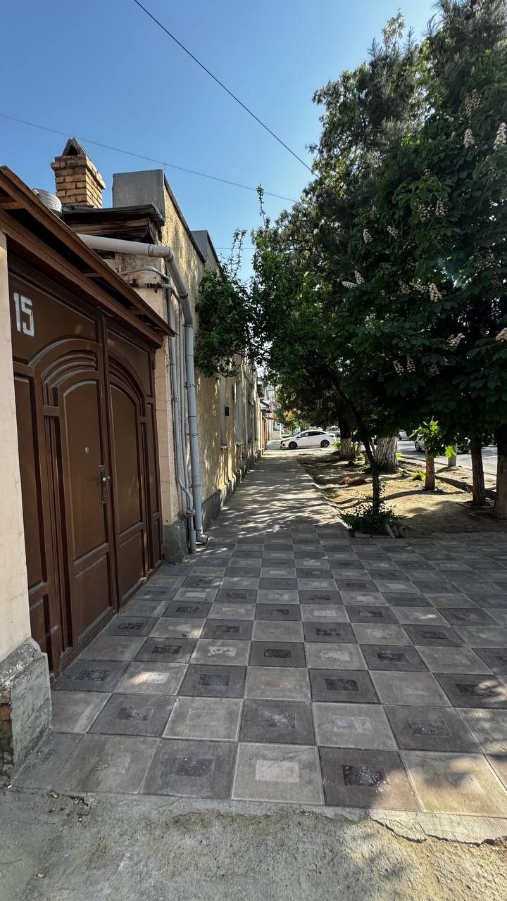 Продается Дом вдоль дороги 5 соток фасад 13 метров ориентир 35я школа