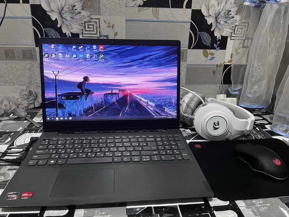 Ноутбук Lenovo с комплектующими