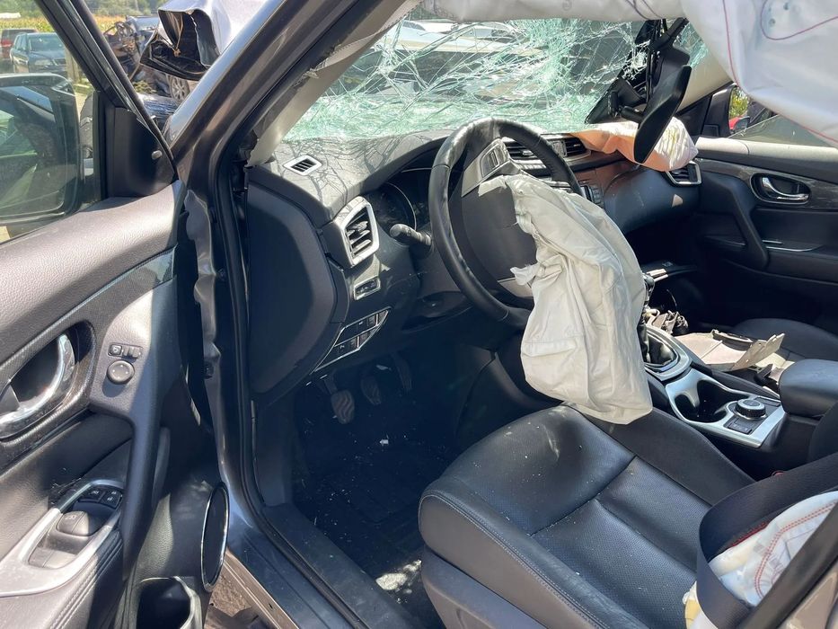 Dezmembrari Nissan X-Trail 2017 / 2.0 Diesel M9R / 4x4 / Manual 6 Trepte