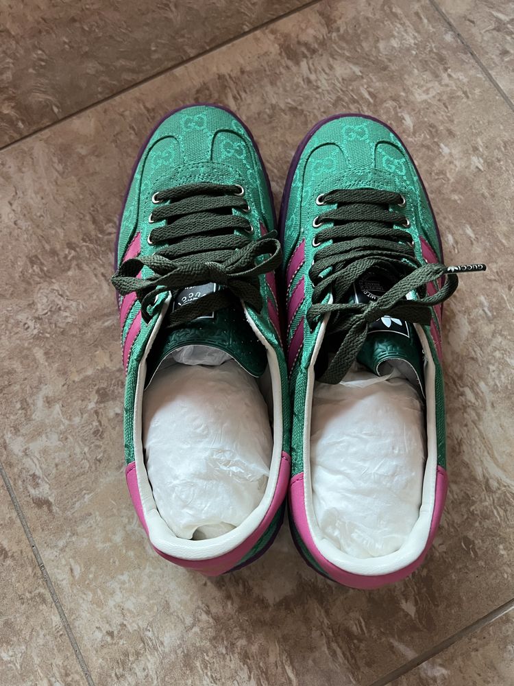 Маратонки Adidas