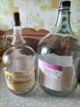 Бутылки стеклянные 2 и 5 л
