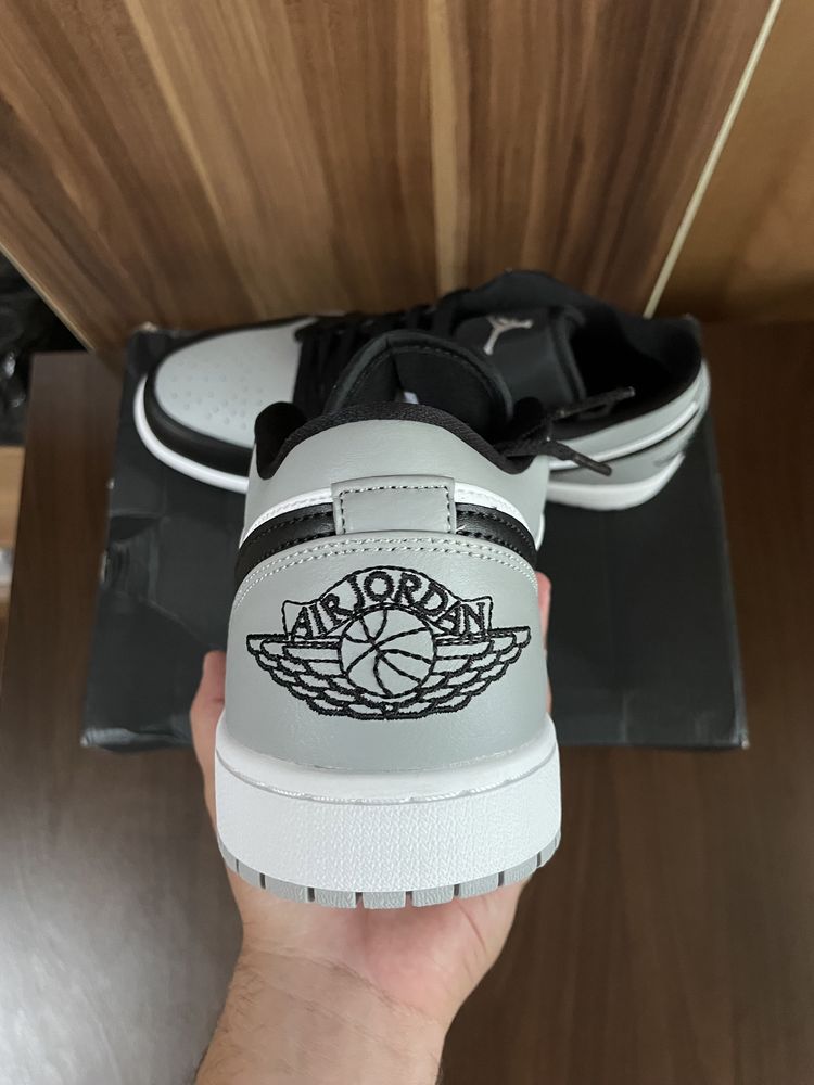 Jordan 1 Low Shadow Toe 43 Noi in Cutie