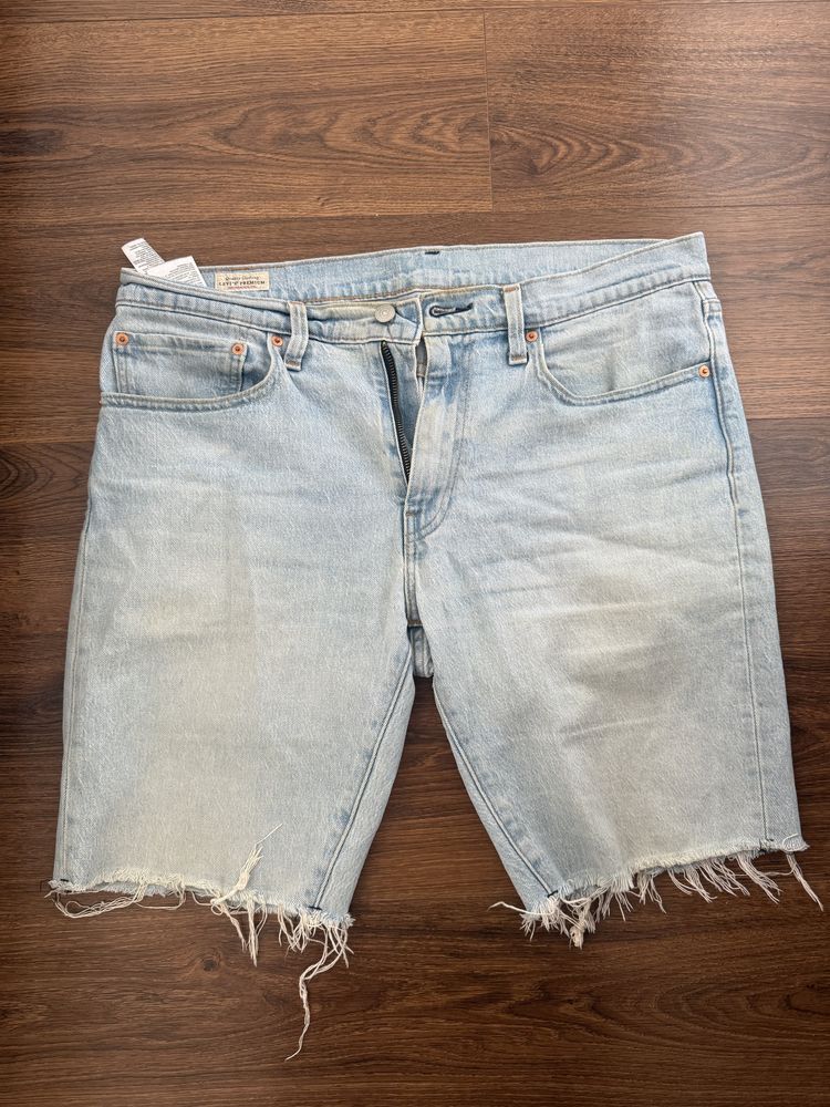 Дънки, панталони Guess, Levi’s, Diesel, Tommy Hilfiger, adidas