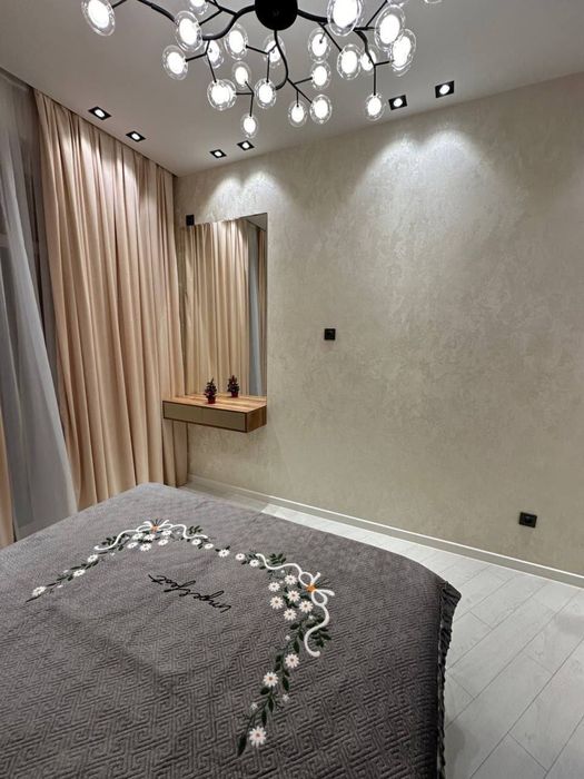 Срочно!!! Сдается новая 3х ком квартира рядом метро Ойбек 999*