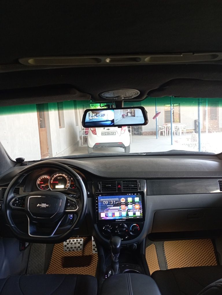 Lacetti 1.8 avtomashinasi sotiladi