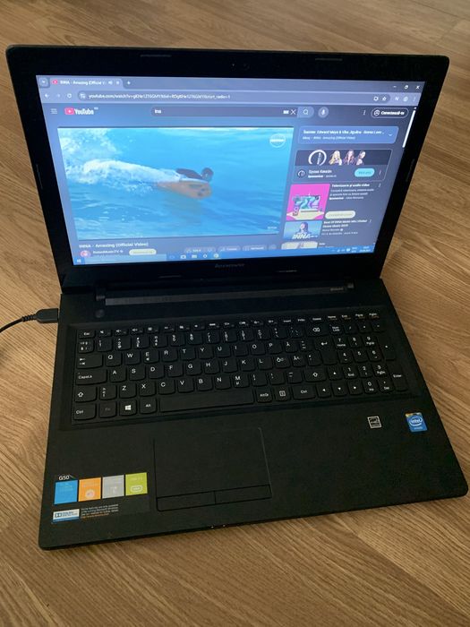 Laptop Lenovo slim display 15,6 led,600gb m,4gb ram functional cu inca