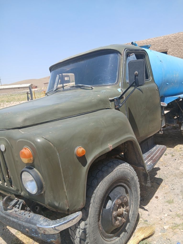 Vodovoz GAZ 53   .