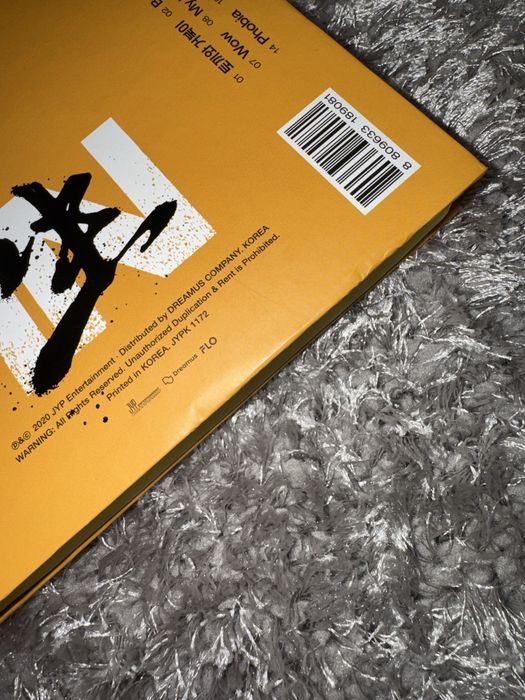 Stray kids album IN LIFE