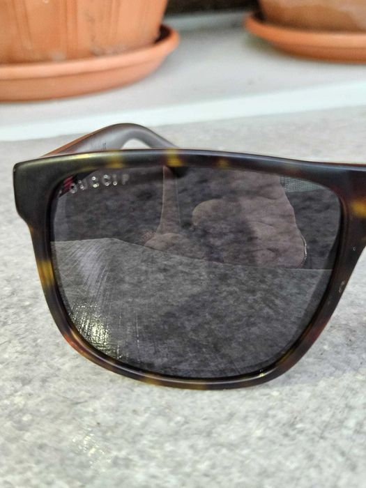 Оригинални Gucci слънчеви очила – като нови