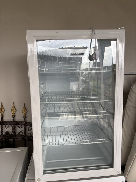 Lada frigorifica si frigider de vanzare