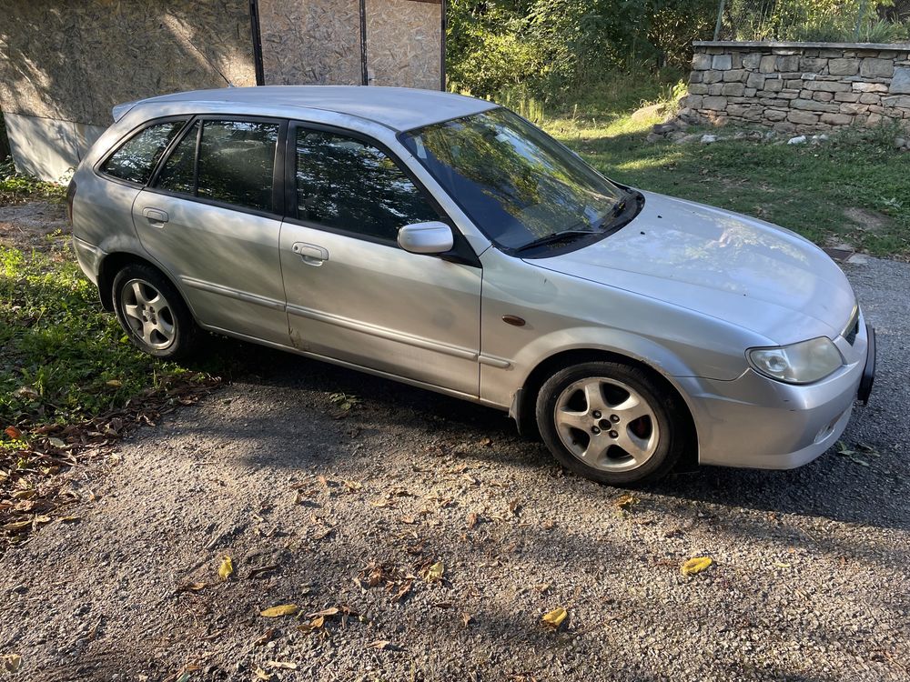 Mazda 323 блокирал двигател