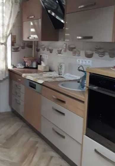 Дава се под наем Тристаен апартамент в Пловдив, Съдийски - 90 кв.м за 326.4 € - Снимка #3