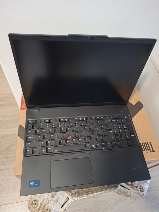Thinkpad T16 Gen 3, 16" Fhd+ TOUCH, Ultra 5, 32Gb, 512Ssd