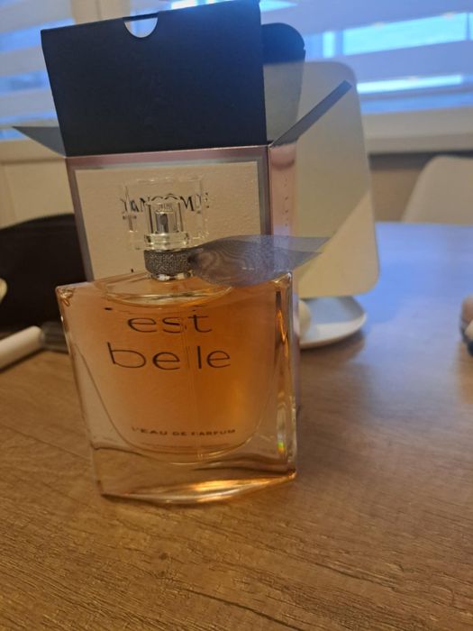 Парфюм Lancome  La vie est belli