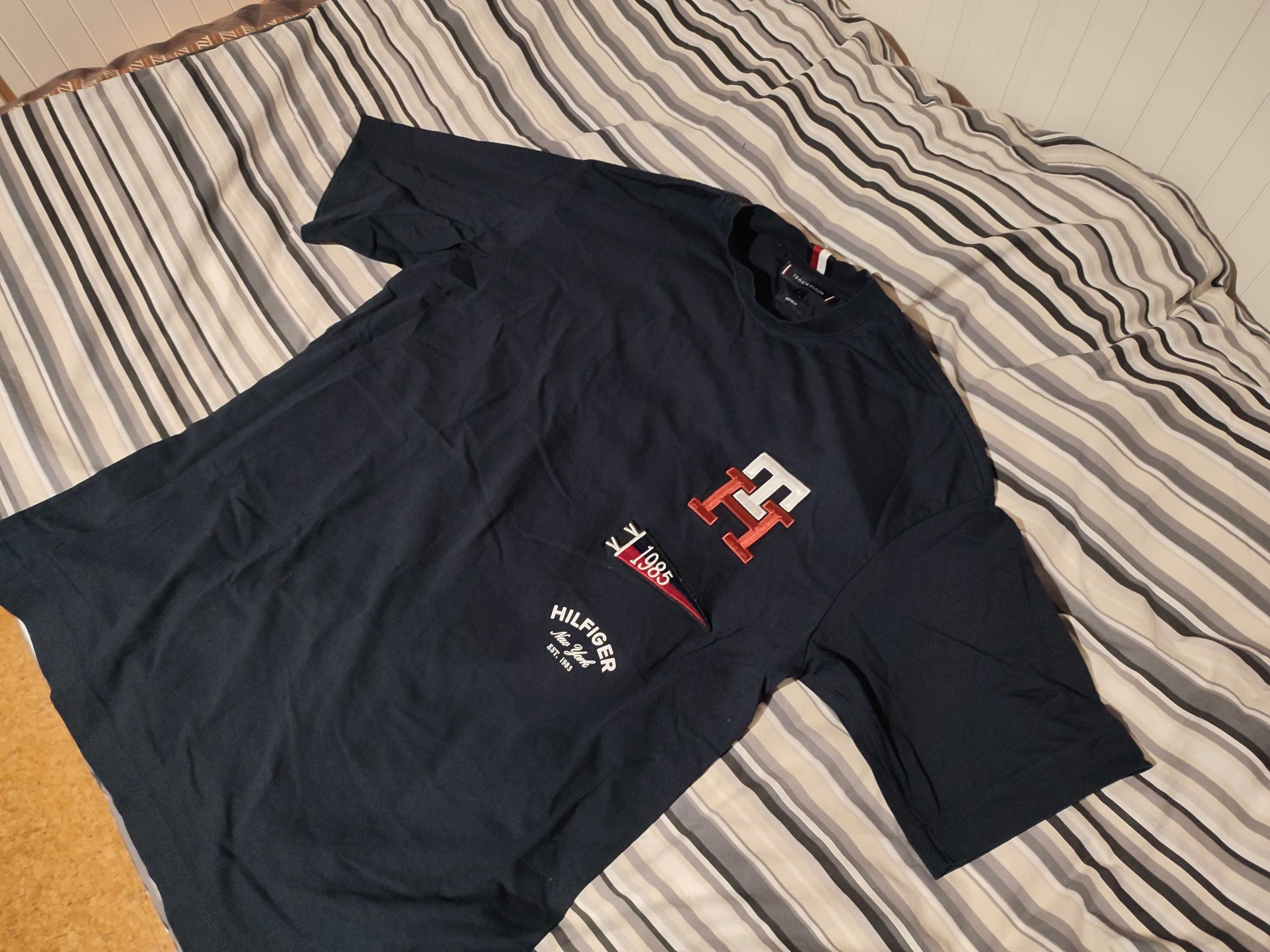 Tommy Hilfiger тениска