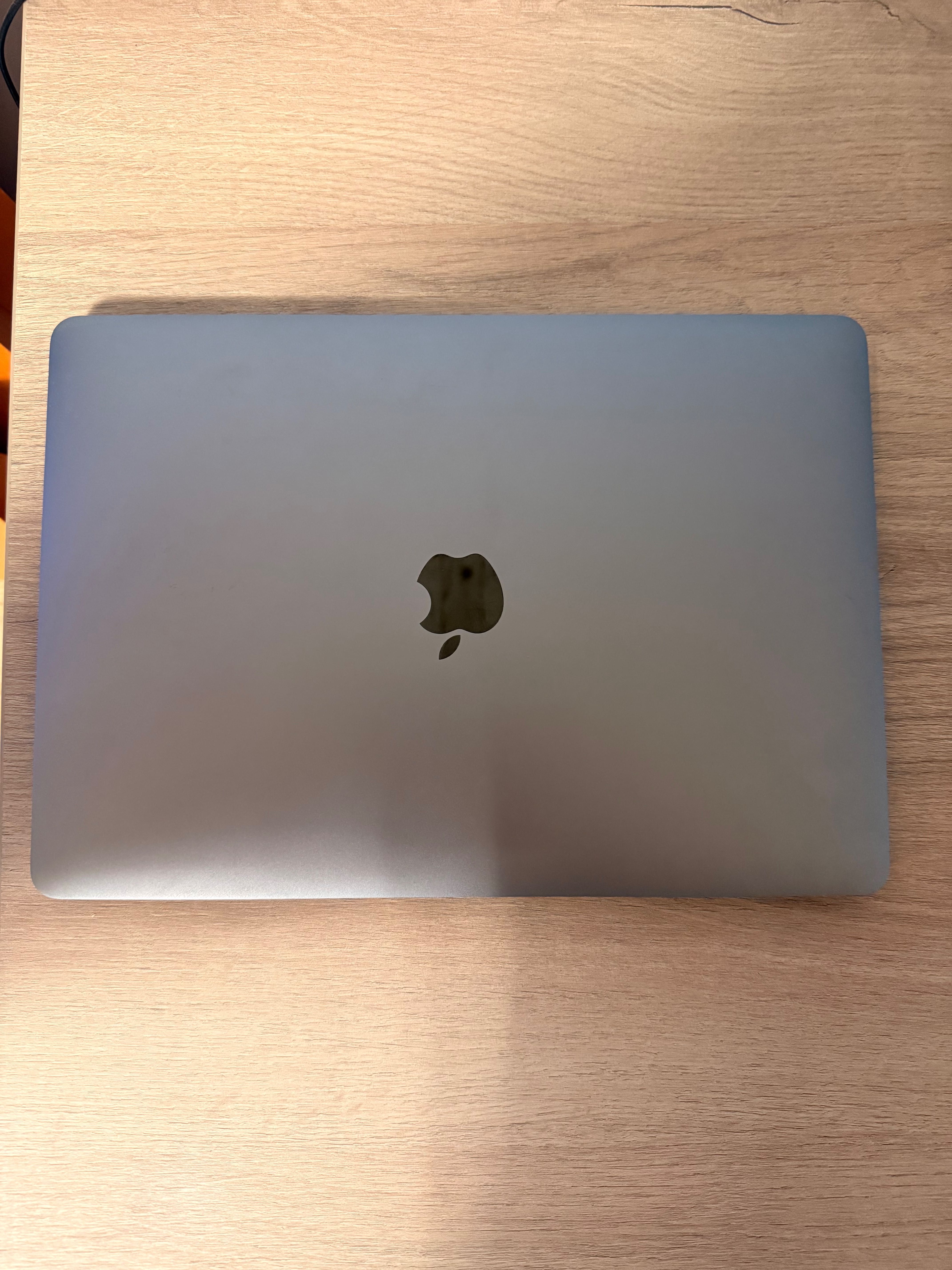 MacBook Pro 2022 M2