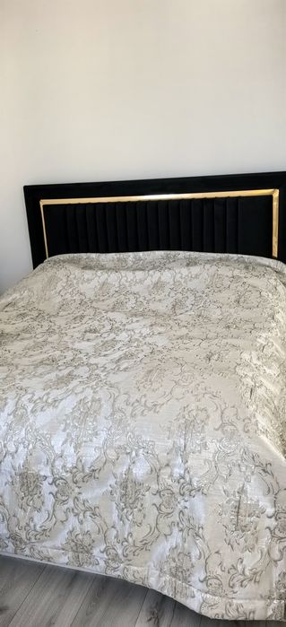 Продам кровать 2х спальня 2 м на 1.80 м