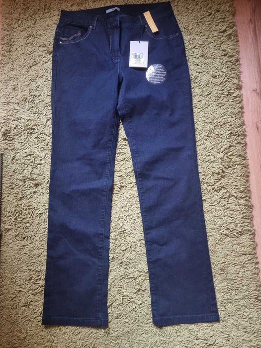 Jeanşi drepti cu stretch marimea 12R