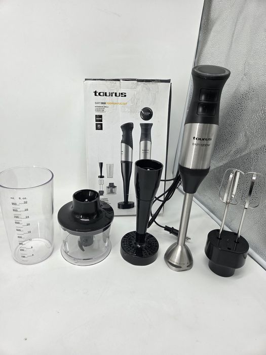Чисто нов пасатор чопър миксер+приставка картофено пюре TAURUS 1200w